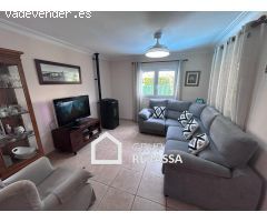 Se VENDE precioso chalet PAREADO con piscina privada en el Municipio de Marratxí. (3 habit/3 baños)