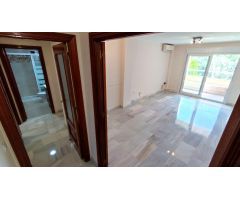 PISO DE 3 DORMITORIOS 2 BAÑOS Y 2 PLAZAS DE PARKING EN RESIDENCIAL CAPRY, PARQUE LITORAL, MÁLAGA