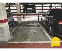 Parking con Buena Ubicación, Coche Mediano, Posibilidad de dos plazas juntas