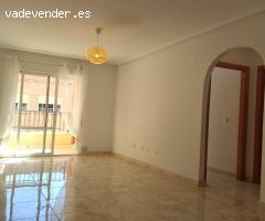 ALQUILER PISO DE TRES HABITACION CON DOS BAÑOS EN GUARDAMAR