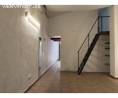 ¡ALQUILER DE LOCAL COMERCIAL EN EL CENTRO DE ANTEQUERA!