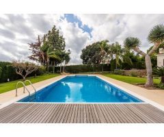 HERMOSA VILLA FAMILIAR - BENAHAVIS