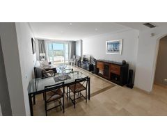 Ático de Lujo en Venta con Vistas al Mar y al Golf en Los Arqueros