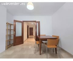 AMPLIO PISO DE 3 Habitaciones PARA ENTRAR A VIVIR  en Passeig Mata / Carrer Ample de Reus