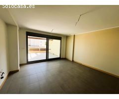 Piso a la venta en 1ª línea de playa de Arenales del Sol.