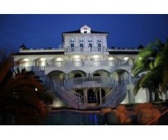 ¡¡Exclusiva mansion en Vista Hermosa!!
