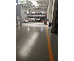 ALQUILER NAVE DE 700M2,  EN PARCELA DE 1000M2, OFICINAS, VESTUARIOS, ALTILLO, Y PATIO TECHADO