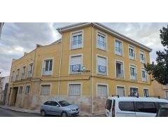 Vivienda de 2 dormitorios, 1 baño.  Con garaje y trastero. Centro de Tarancon