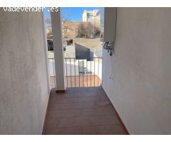 Vivienda de 2 dormitorios, 1 baño.  Con garaje y trastero. Centro de Tarancon