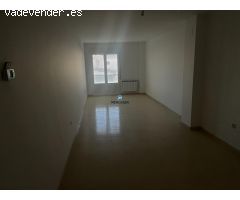 Vivienda de 2 dormitorios, 1 baño.  Con garaje y trastero. Centro de Tarancon