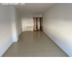 Vivienda de 2 dormitorios, 1 baño.  Con garaje y trastero. Centro de Tarancon