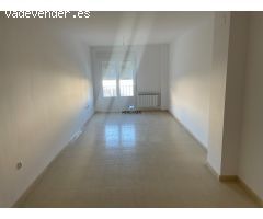 Vivienda de 2 dormitorios, 1 baño.  Con garaje y trastero. Centro de Tarancon