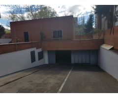 Plazas de garaje y trasteros en Jardines de Florencia, Camino de la Esgaravita y el Val