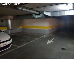 Plazas de garaje y trasteros en Jardines de Florencia, Camino de la Esgaravita y el Val