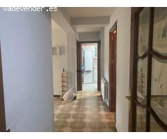Se alquila piso en calle Quevedo de Alcalá de Henares. Madrid