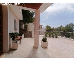 Se vende Villa de lujo en Altea con vistas al mar.