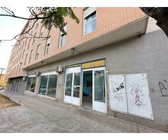 Amplio Local Comercial en la zona de Tómbola, Alicante