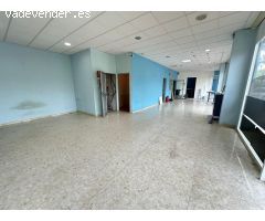 Amplio Local Comercial en la zona de Tómbola, Alicante