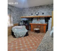 Amplia Casa Familiar en Hellín
