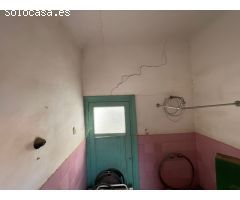 Casa con local en Monforte del Cid para reformar