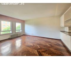 Piso en Venta en A Coruña, A Coruña