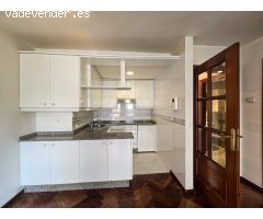 Piso en Venta en A Coruña, A Coruña