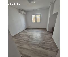 Chalet adosado en zona Carrefour