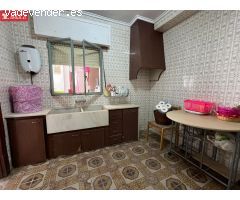 Casa en Venta en La Pobla de Vallbona, Valencia