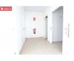 Local comercial en Alquiler en La Pobla de Vallbona, Valencia