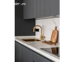PISO EN CALLE GENOVA, PORTAL SEÑORIAL CON 2 HABITACIONES Y 2 BAÑOS.  1º PLANTA