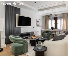 PISO EN CALLE NACIONES , UNA 3º PLANTA.  205 M2, CON BALCON . 3 HAB/3 BAÑOS& ASEO