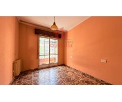 AMPLIA VIVIENDA PRÓXIMA AL CENTRO DE OURENSE