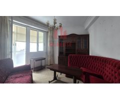 PISO DE TRES DORMITORIOS EN LA CARBALLEIRA