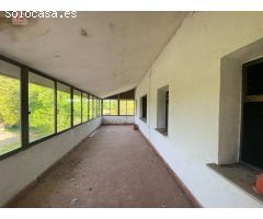 REF:05312  AMPLIA EDIFICACIÓN ACONDICIONADA COMO LOCAL COMERCIAL Y VIVIENDA
