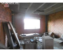 CASA PARA REFORMAR CERCA DE LA DERRASA.