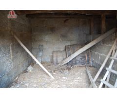 CASA PARA REFORMAR EN LOIRO (BARBADÁS)