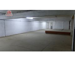 GRAN LOCAL COMERCIAL EN LA ZONA DEL PUENTE.