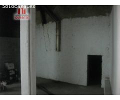 LOCAL COMERCIAL EN EL CENTRO DE LA CIUDAD DE OURENSE