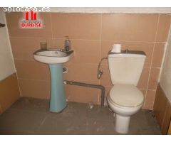 LOCAL COMERCIAL SEMIACONDICIONADO AL LADO DEL JARDÍN DEL POSÍO