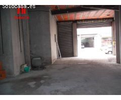 LOCAL COMERCIAL EN MARIÑAMANSA.