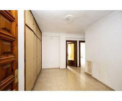 PISO EN PLAZA DE GRACIA-GRANADA