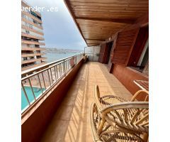 Piso de 3 habitaciones con vistas al mar en Torrevieja