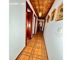 Piso de 3 habitaciones con vistas al mar en Torrevieja