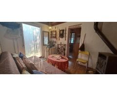 101- Parcela con casita en el pueblo de Arcones (Segovia)