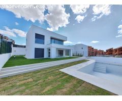 Villa en Venta en Manilva, Málaga