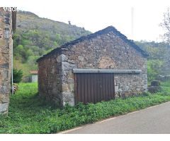 Casa de piedra con cabaña en venta en San Roque de Riomiera