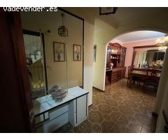 Piso semicentrico con terraza. EN PERIODO DE PUJAS AL ALZA HASTA EL DIA 20/05.