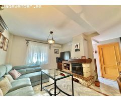 Adosado en venta en Urbanización Perenholas – Tranquilidad y espacio para toda la familia