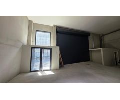 ¡Nueva nave industrial de diseño moderno y funcional!