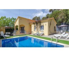 Villa con licencia turística en venta en Roca Grossa, Lloret de Mar